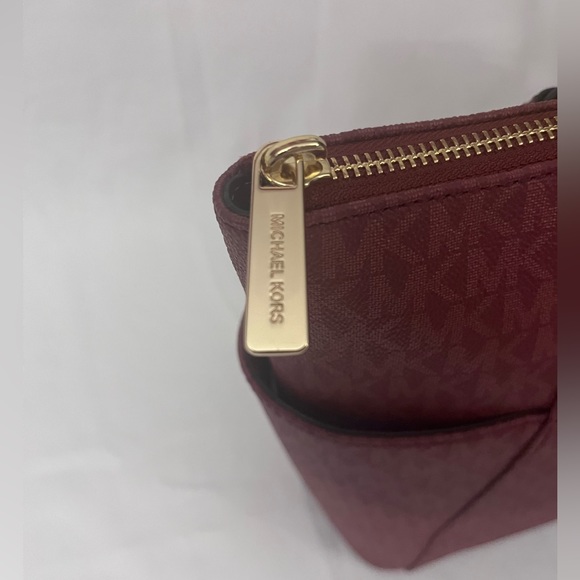 MICHAEL KORS Jet Set East West Top Zip Tote - Picture 4 of 9